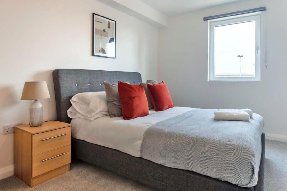 Lovely 1 Bedroom Apartment In Ashford แอชฟอร์ด ภายนอก รูปภาพ